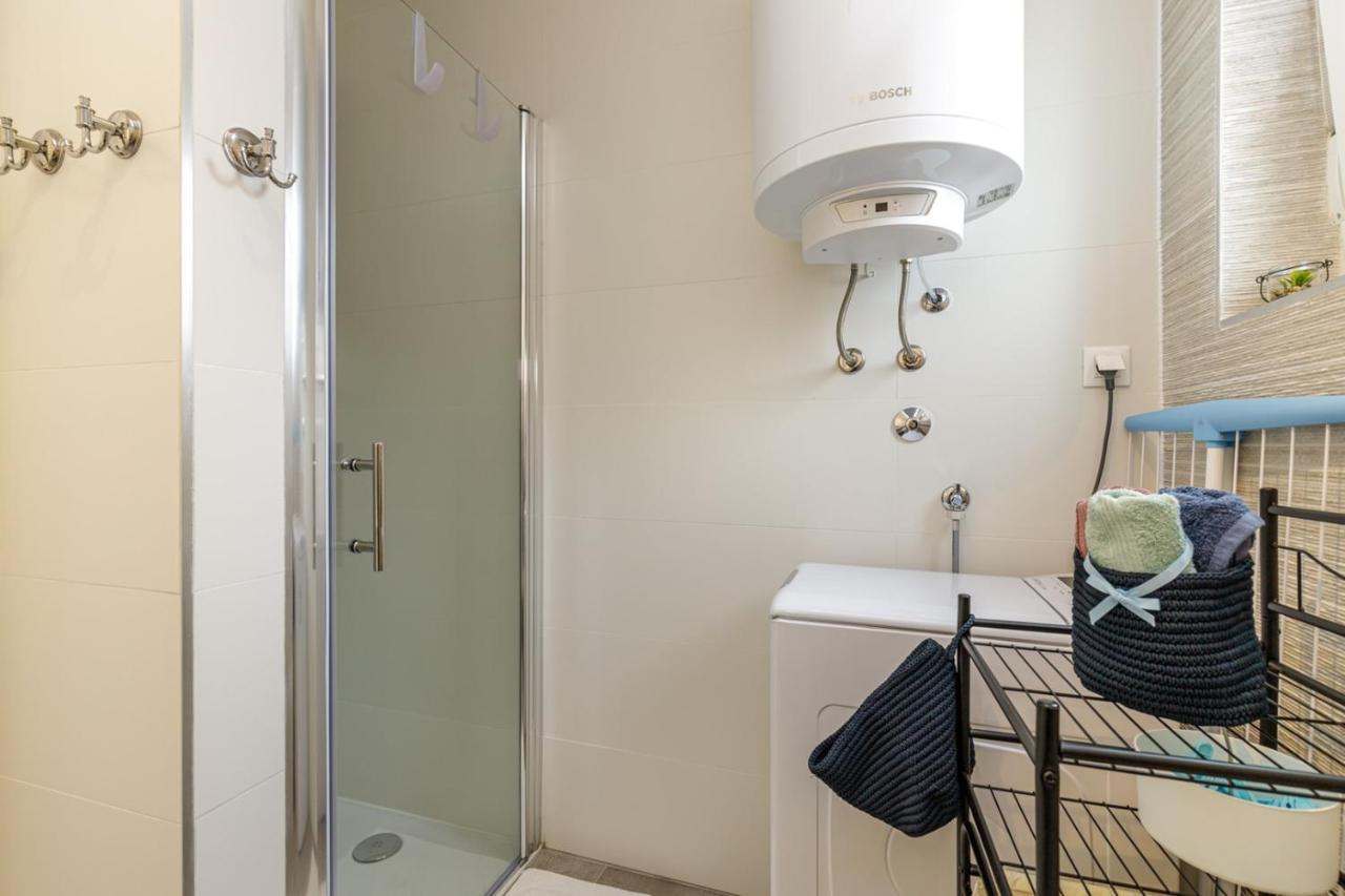 Sabena Apartment With Private Whirlpool Porec Luaran gambar